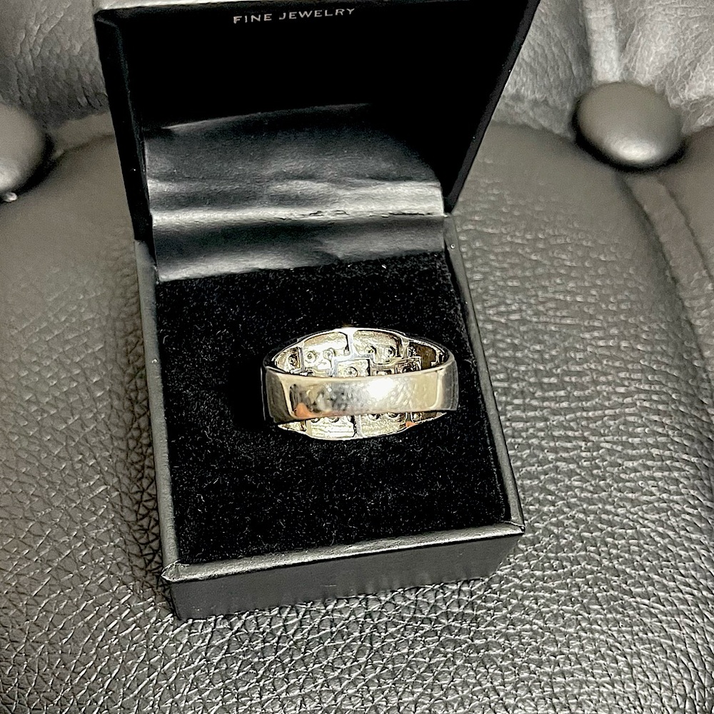 Men's Diamond Cluster Ring - Picture 3 of 10